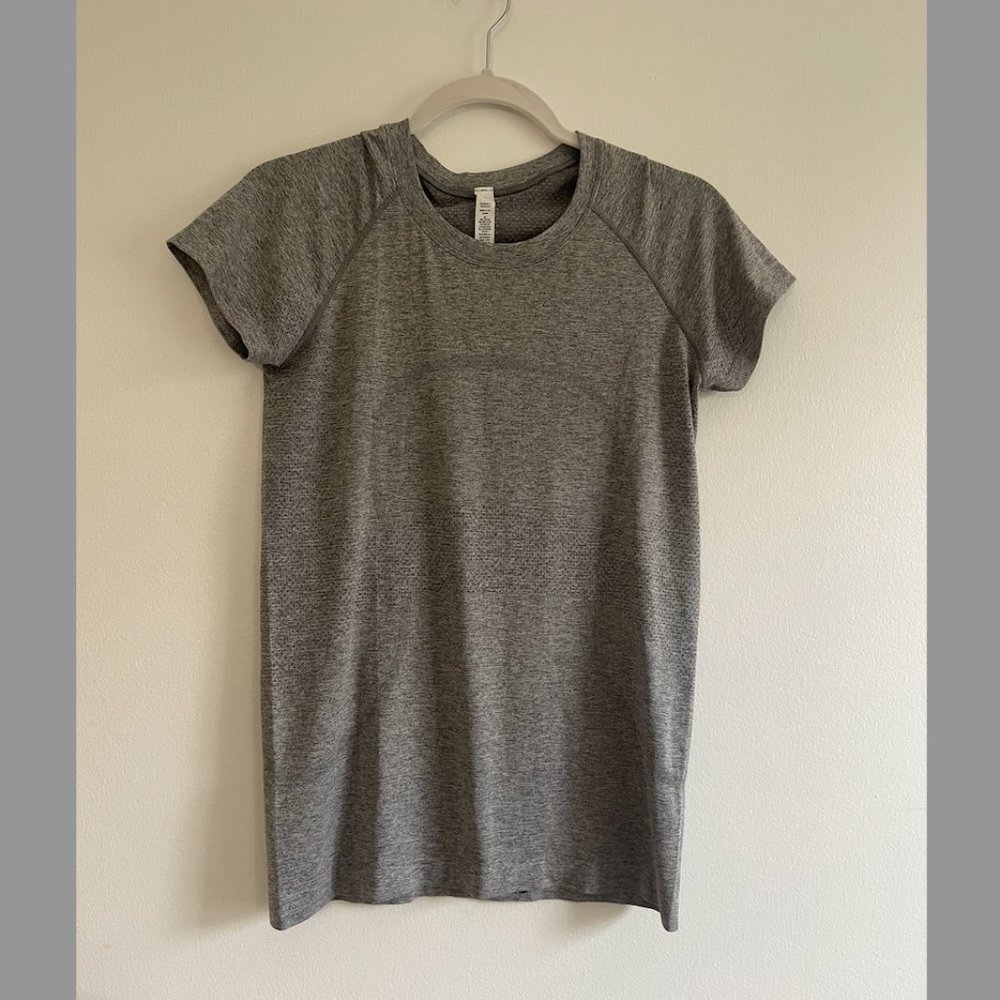 Lululemon Gray Swiftly Top Size 8